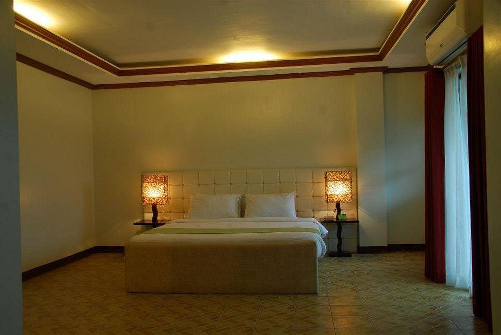 Ecoland Suites & Inn Davao Luaran gambar