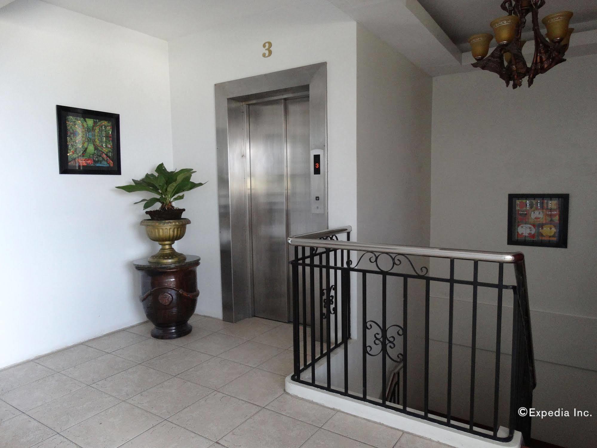 Ecoland Suites & Inn Davao Luaran gambar