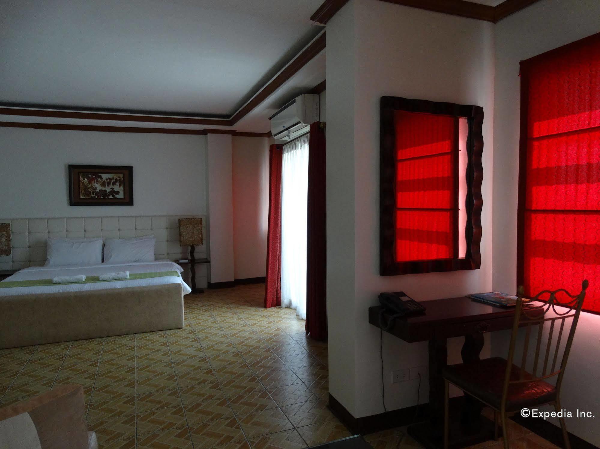 Ecoland Suites & Inn Davao Luaran gambar